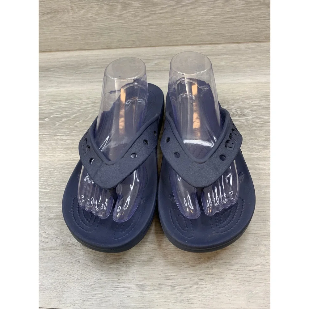 Crocs Athens Flip Flop Sandals Navy Blue Men's 9 Thong Sandals Comfort Shoes